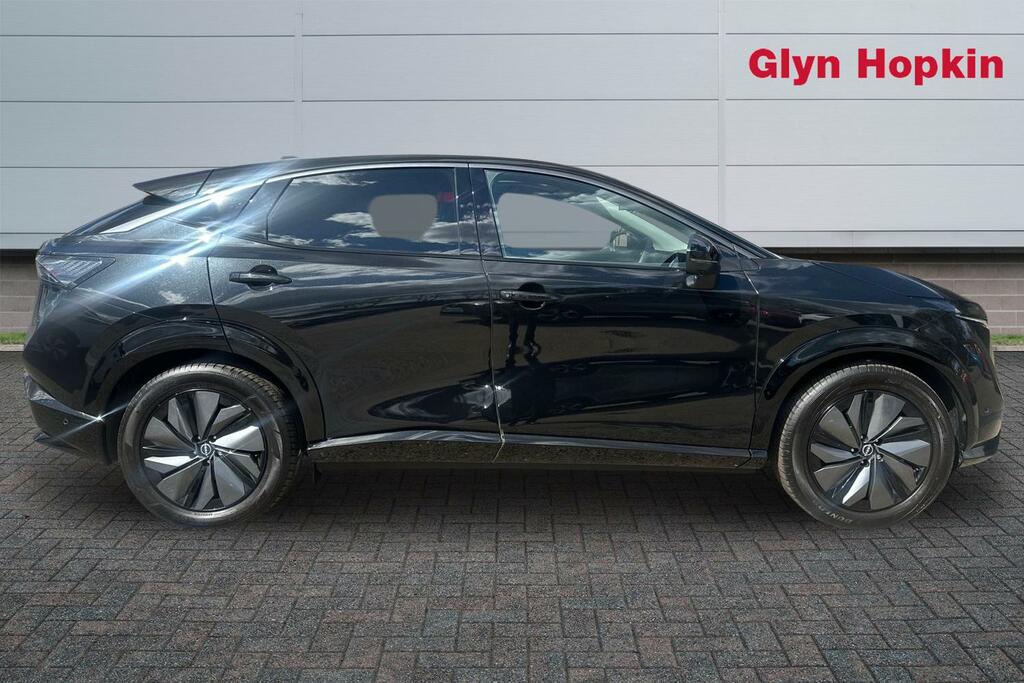 Nissan Ariya 225Kw Evolve 87Kwh 22Kwch E-4orce Black #2