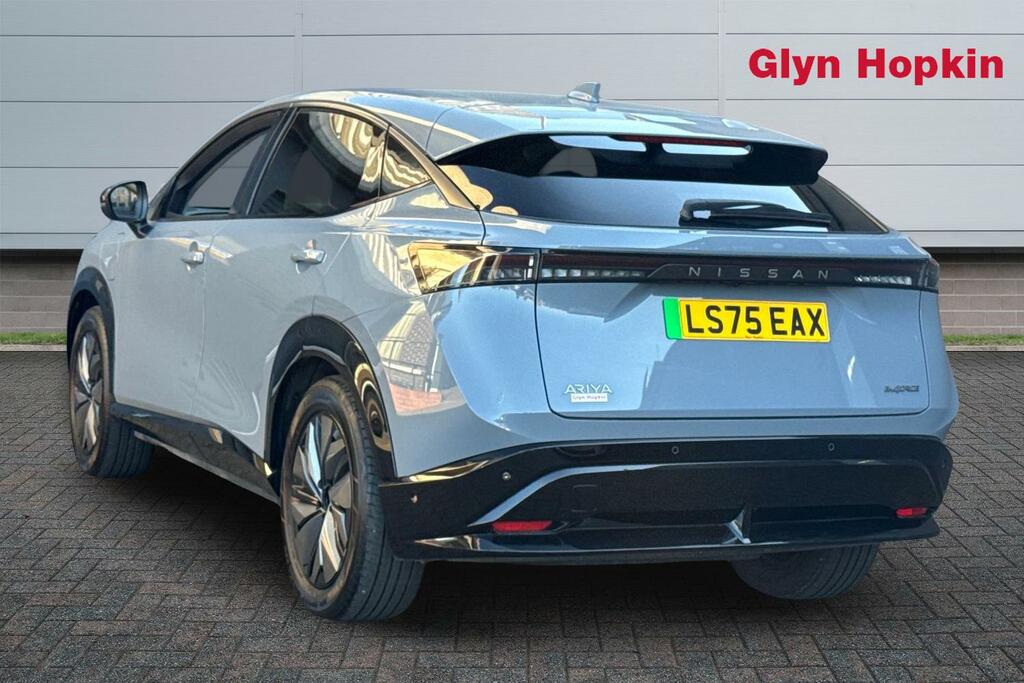 Nissan Ariya 225Kw Evolve 87Kwh 22Kwch E-4orce Grey #5