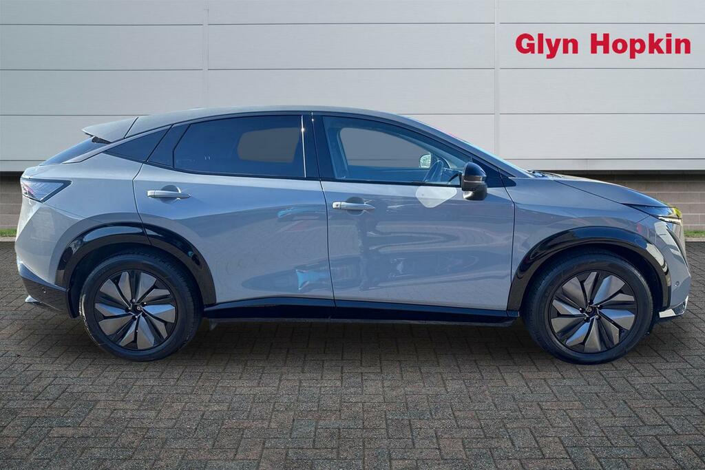 Nissan Ariya 225Kw Evolve 87Kwh 22Kwch E-4orce Grey #2
