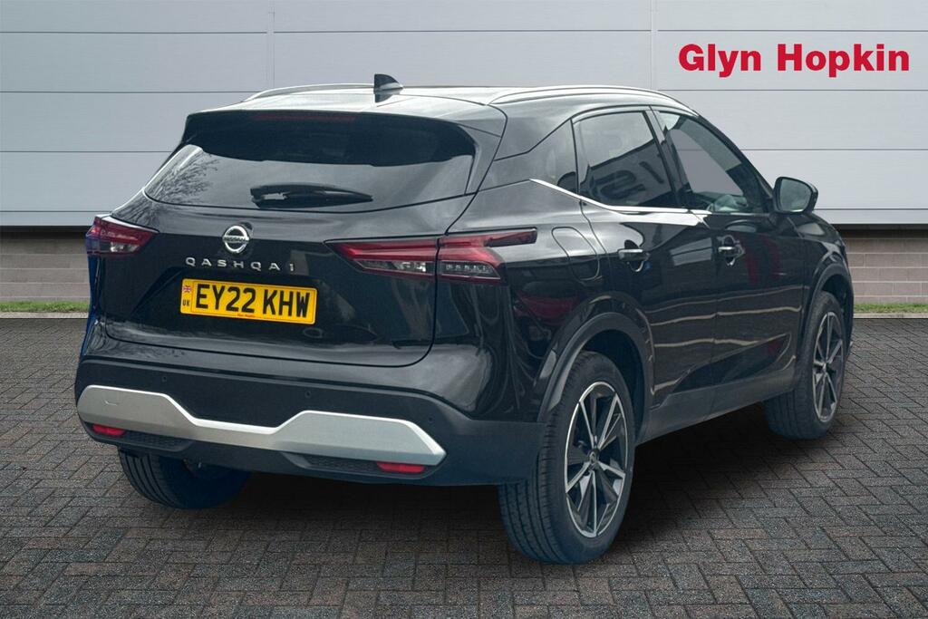 Nissan Qashqai 1.3 Dig-t Mh Tekna EY22KHW Black #3