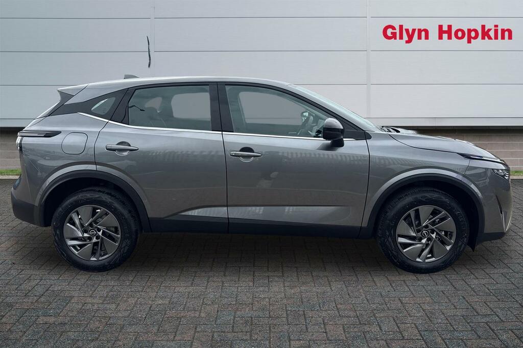 Nissan Qashqai 1.3 Dig-t Mh Acenta Premium LS26XJL #2