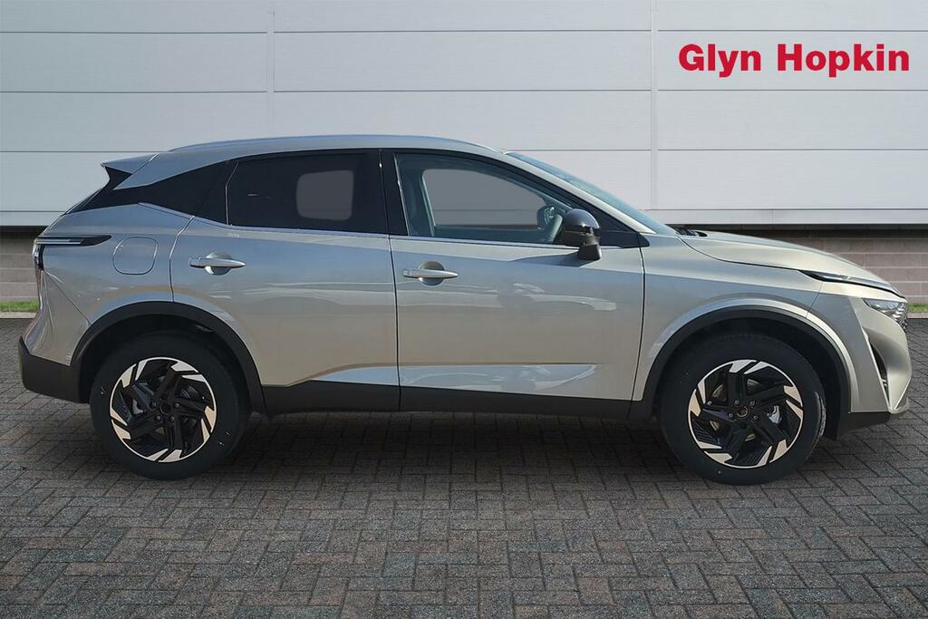 Nissan Qashqai Hatchback LS26ZGX Silver #2