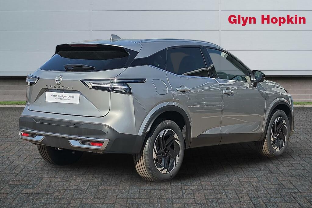 Nissan Qashqai Hatchback LS26ZGX Silver #3