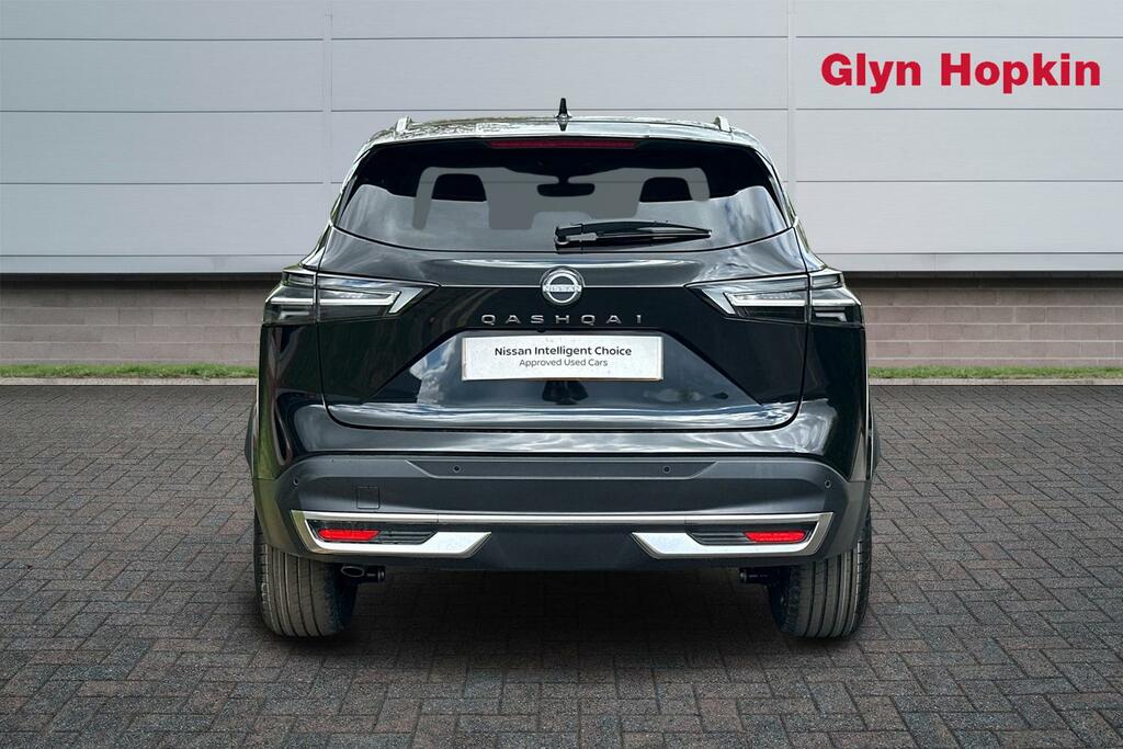 Nissan Qashqai Hatchback EA26NLN Black #4