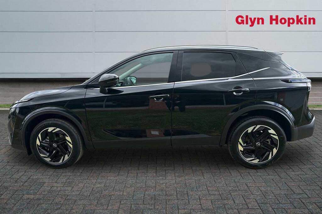 Nissan Qashqai Hatchback EA26NLN Black #6