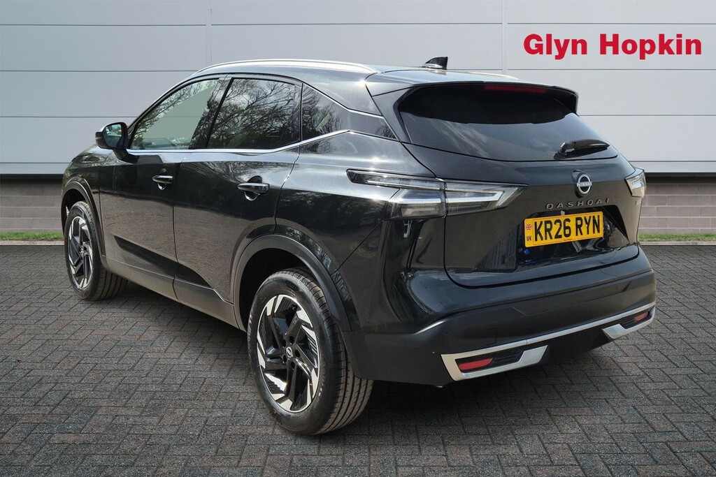 Nissan Qashqai Hatchback KR26RYN Black #5
