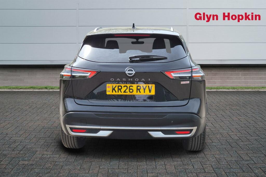 Nissan Qashqai Hatchback KR26RYV Black #4