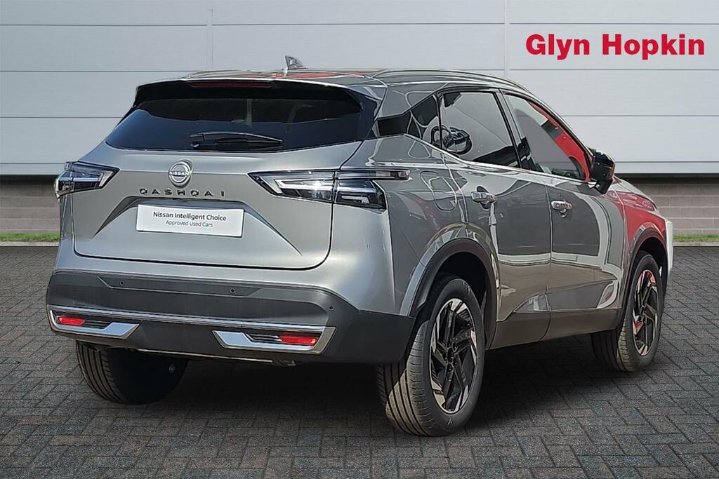 Nissan Qashqai Hatchback LS26ZHW Silver #3