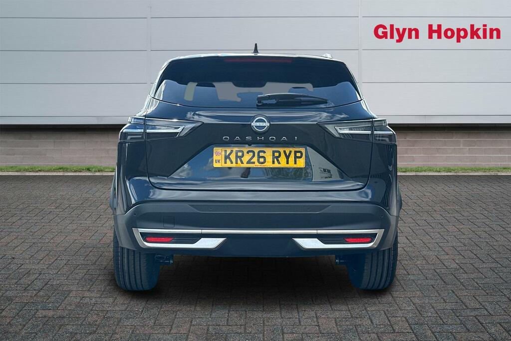 Nissan Qashqai Hatchback KR26RYP Black #4