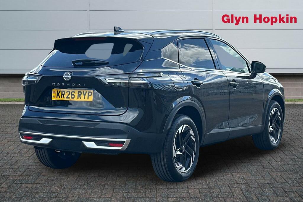 Nissan Qashqai Hatchback KR26RYP Black #3