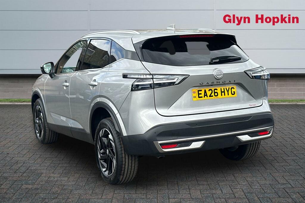 Nissan Qashqai 1.3 Dig-t Mh N-connecta Glass Roof Silver #5