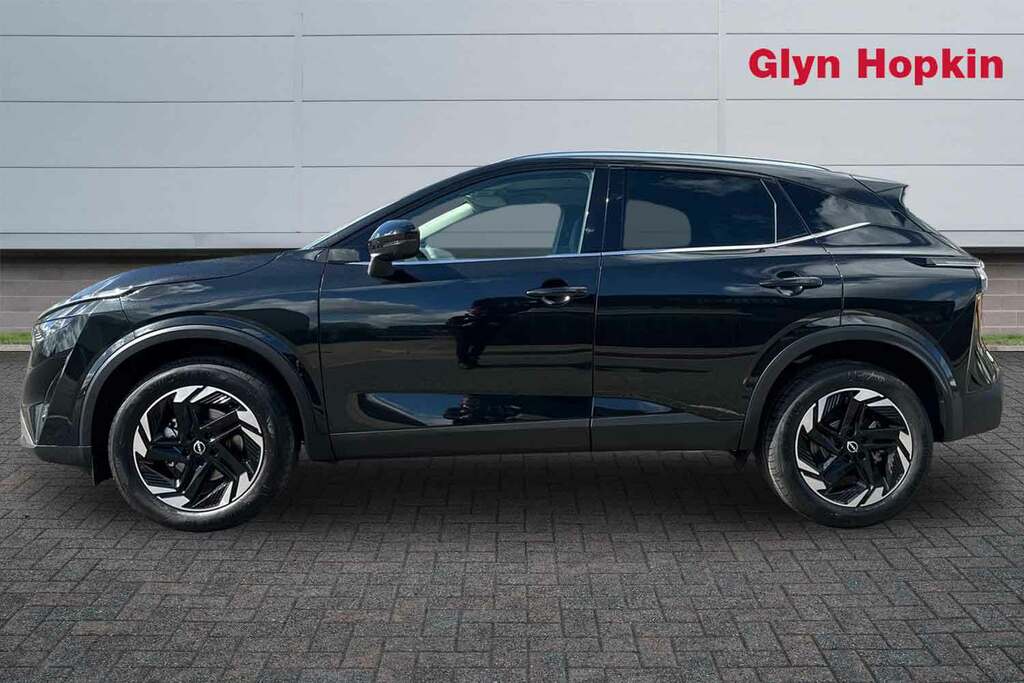 Nissan Qashqai 1.3 Dig-t Mh N-connecta Glass Roof Black #6