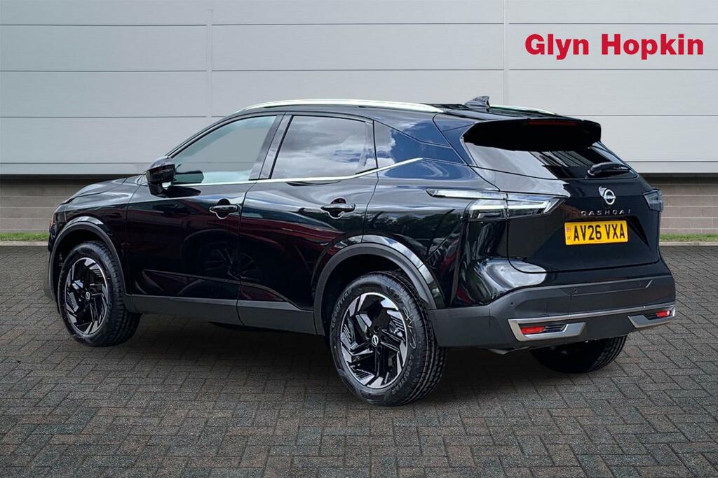 Nissan Qashqai Hatchback AV26VXA Black #5