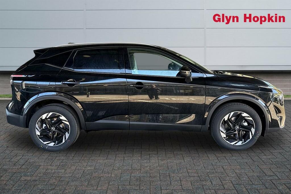 Nissan Qashqai 1.3 Dig-t Mh N-connecta Glass Roof EA26NHX Black #2