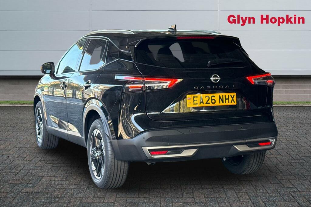 Nissan Qashqai 1.3 Dig-t Mh N-connecta Glass Roof EA26NHX Black #5