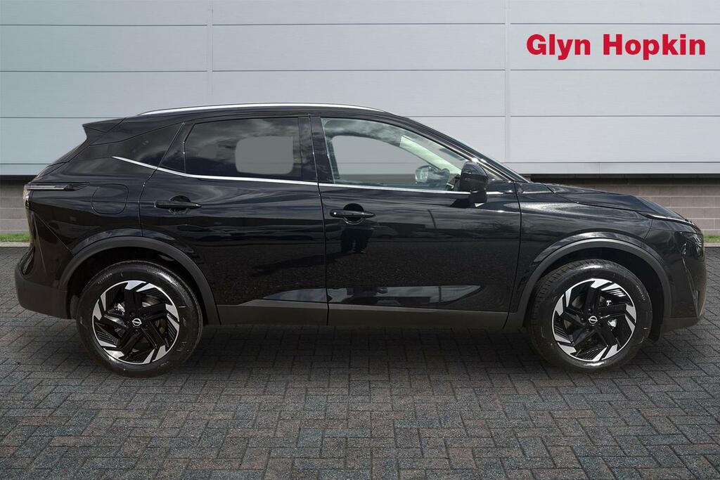 Nissan Qashqai Hatchback EA26ORX Black #2