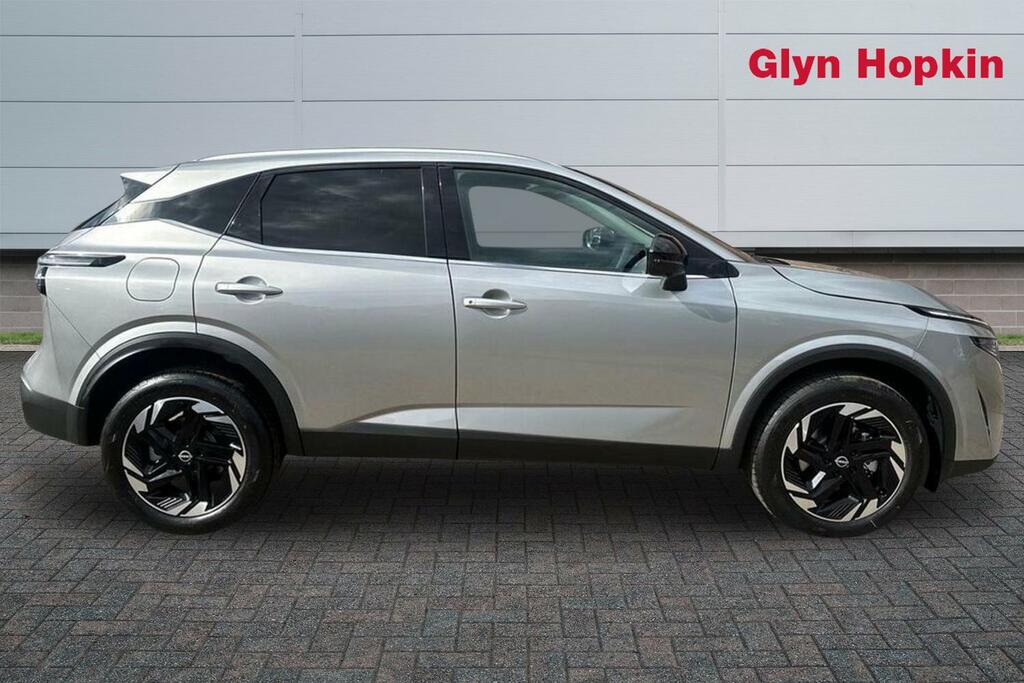 Nissan Qashqai Hatchback LS26ZGV Silver #2