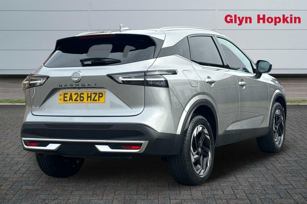 Nissan Qashqai 1.3 Dig-t Mh N-connecta Glass Roof EA26NJV Silver #3