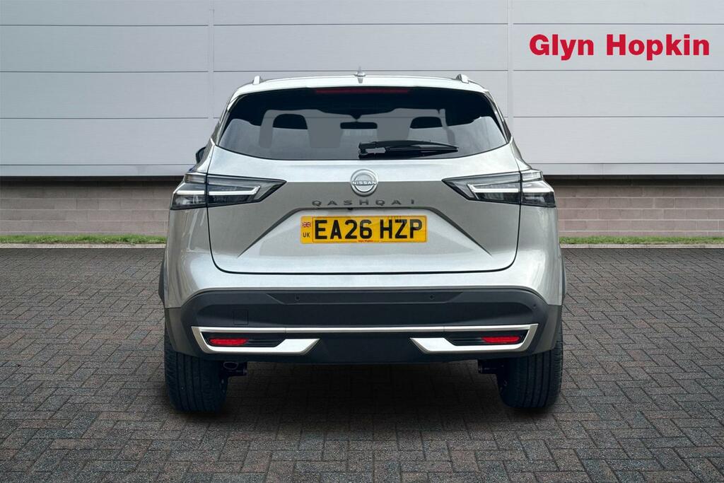 Nissan Qashqai 1.3 Dig-t Mh N-connecta Glass Roof EA26NJV Silver #4