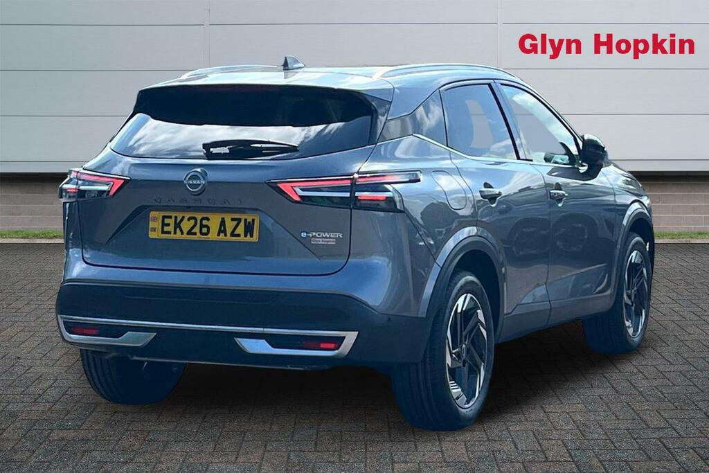 Nissan Qashqai Hatchback EK26AZW #3