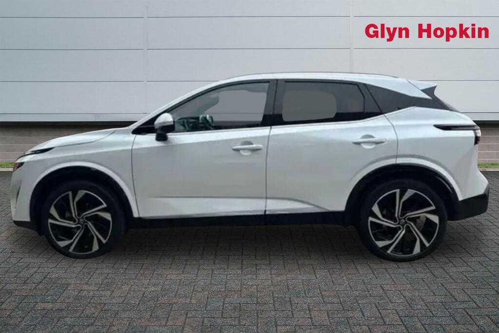 Nissan Qashqai Hatchback EA26NKO White #6