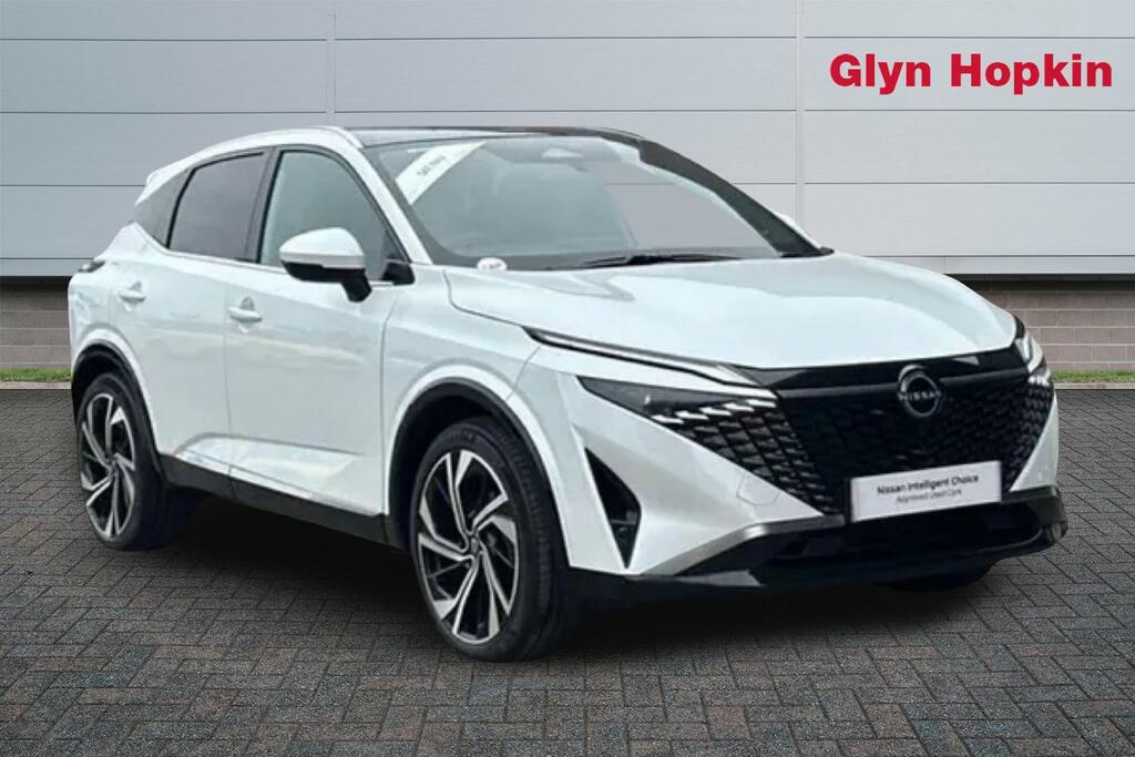 Nissan Qashqai Hatchback White