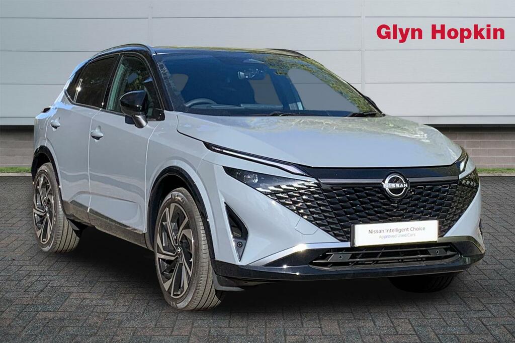 Nissan Qashqai Hatchback Grey