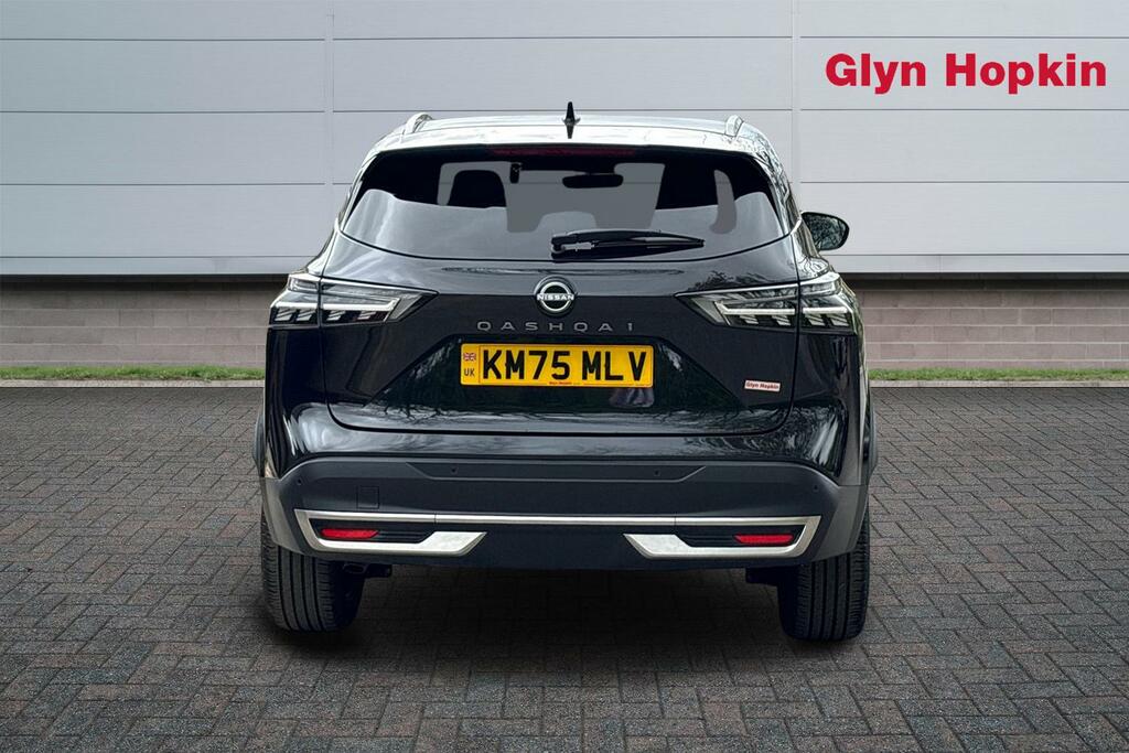 Nissan Qashqai 1.3 Dig-t Mh 158 Tekna Xtronic KM75MLV Black #4