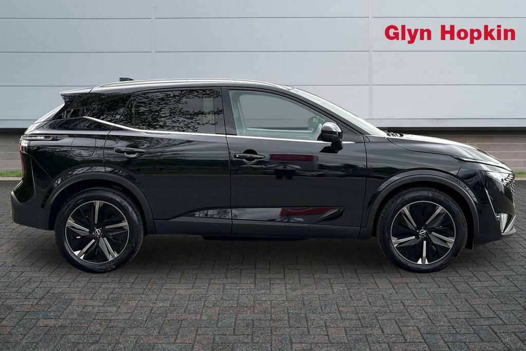 Nissan Qashqai 1.3 Dig-t Mh 158 Tekna Xtronic KM75MLV Black #2