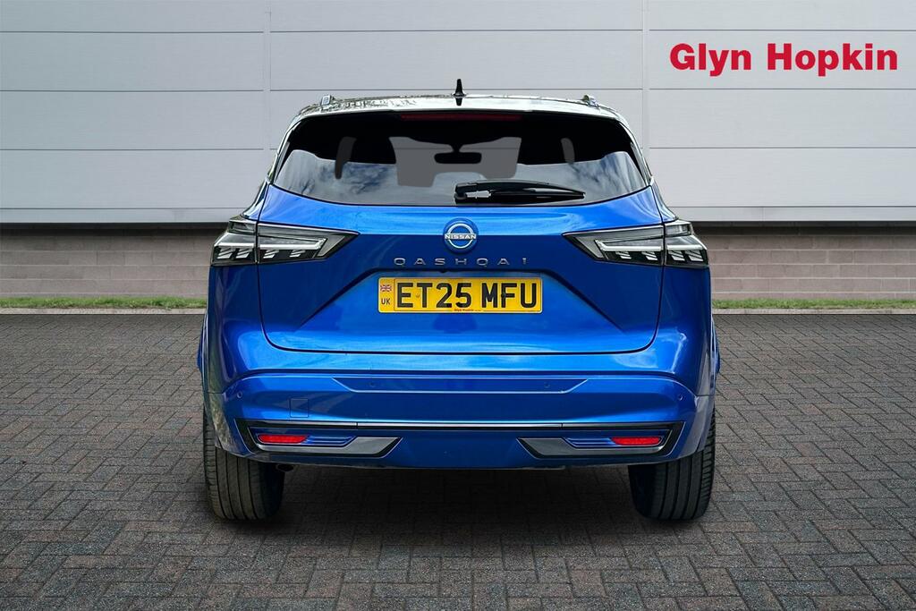 Nissan Qashqai 1.3 Dig-t Mh N-design ET25MFU Black #4