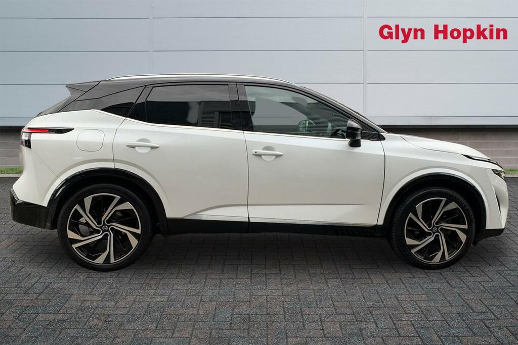 Nissan Qashqai 1.3 Dig-t Mh 158 Tekna KO25AKN Black #2