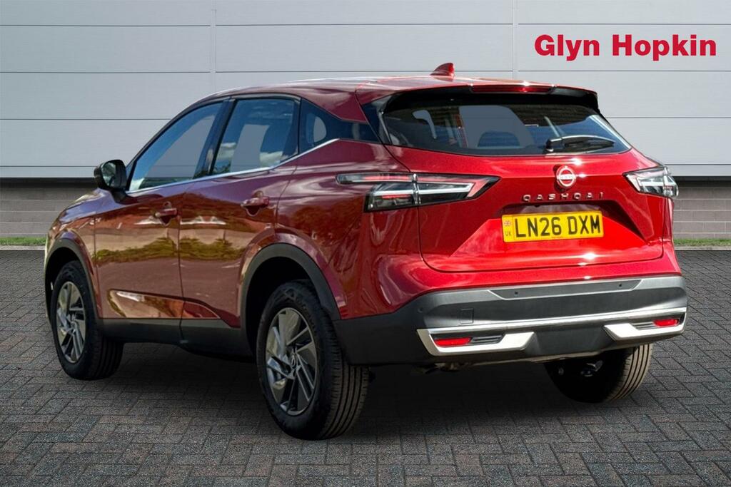 Nissan Qashqai 1.3 Dig-t Mh Acenta Premium LN26DXM Red #5