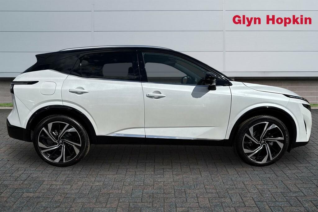Nissan Qashqai 1.3 Dig-t Mh 158 Tekna White #2