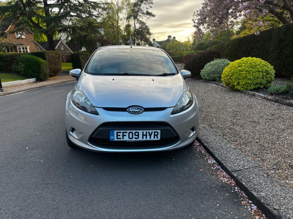 Ford Fiesta 1.4 Style EF09HYR Silver #2