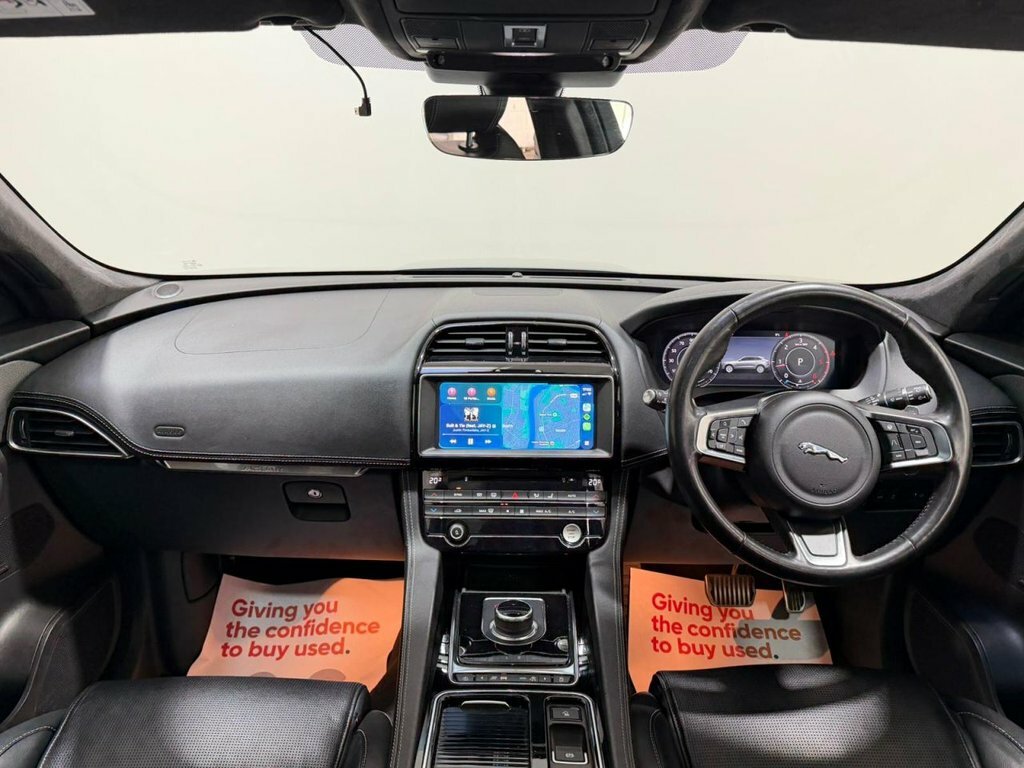 Jaguar F-Pace 2L Chequered Flag GX69URZ Grey #4