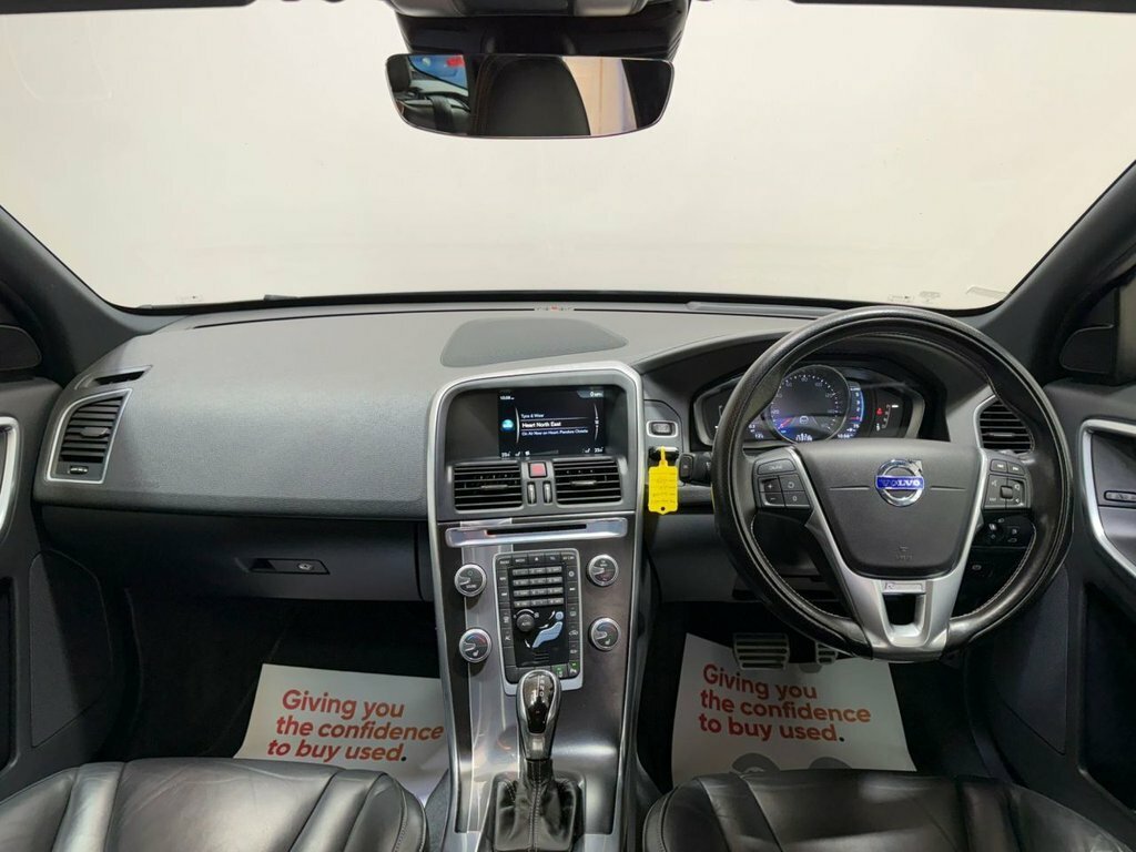 Volvo XC60 2L R-design Lux Nav CV16WYY Grey #4