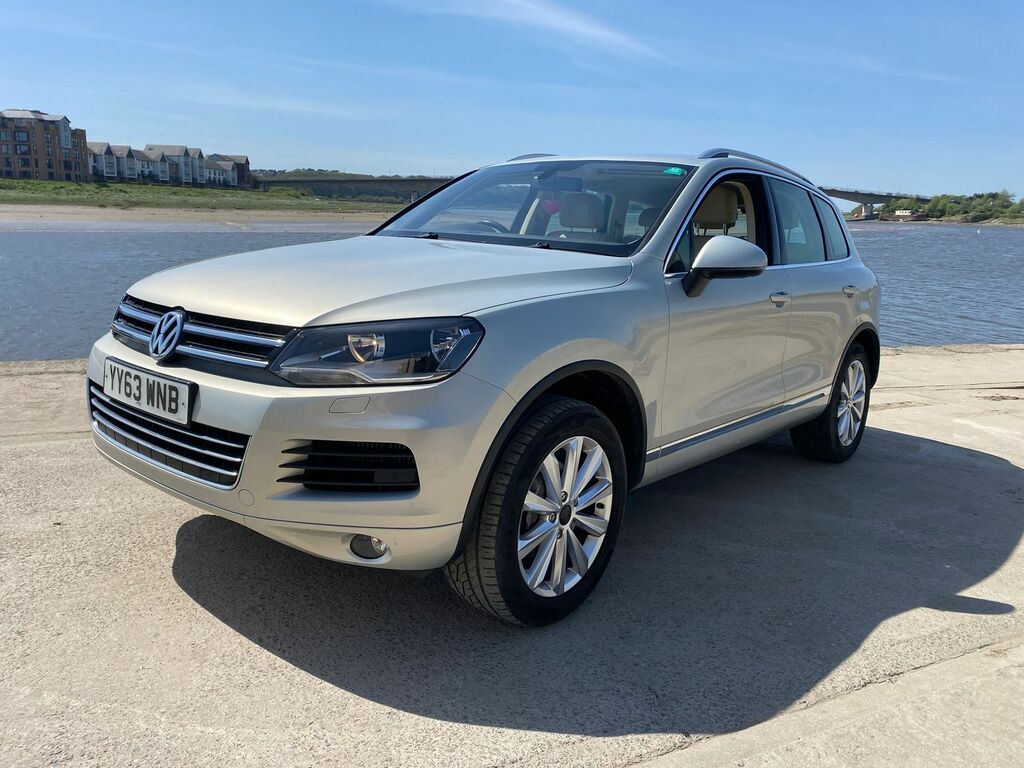 Volkswagen Touareg 3.0L V6 Se Tdi Bluemotion Technology Suv YY63WNB Silver #4