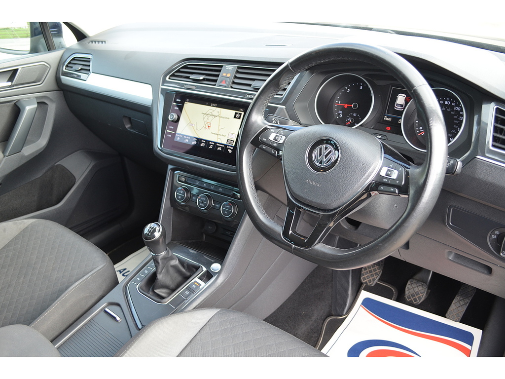 Volkswagen Tiguan Tdi Match BJ19CWR Blue #2