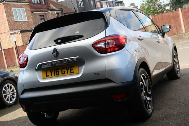 Renault Captur 2016 1.2 Tce Energy Dynamique S Nav Suv Silver #4