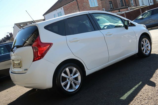 Nissan Note 2014 1.2 Dig-s Acenta Hatchback Cvt Eur BL14OMF White #3