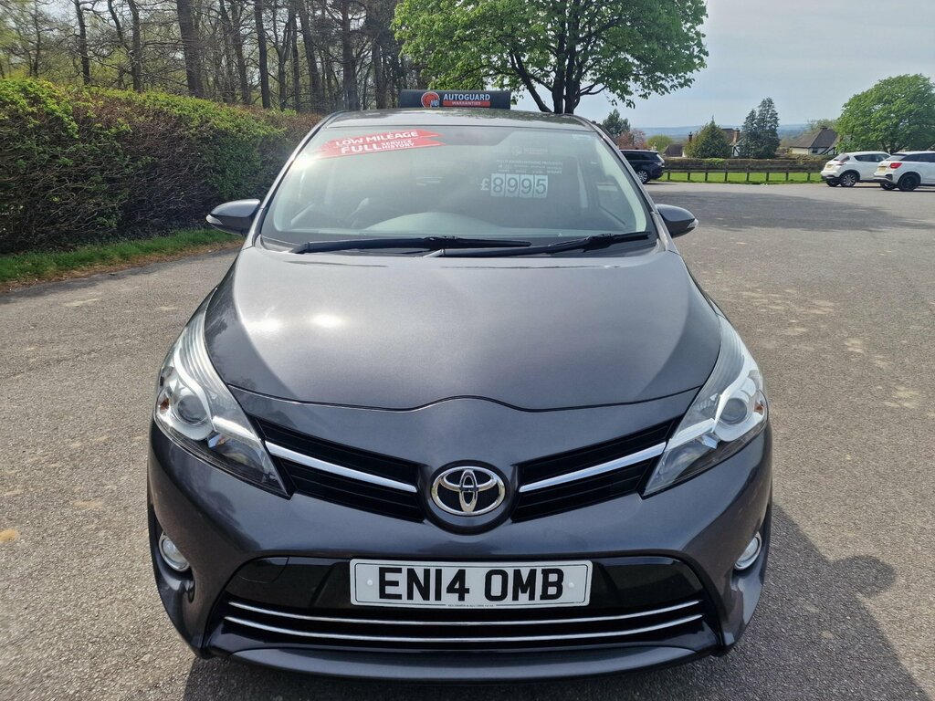 Toyota Verso 1.6 V-matic Icon Mpv Euro 5 Euro Grey