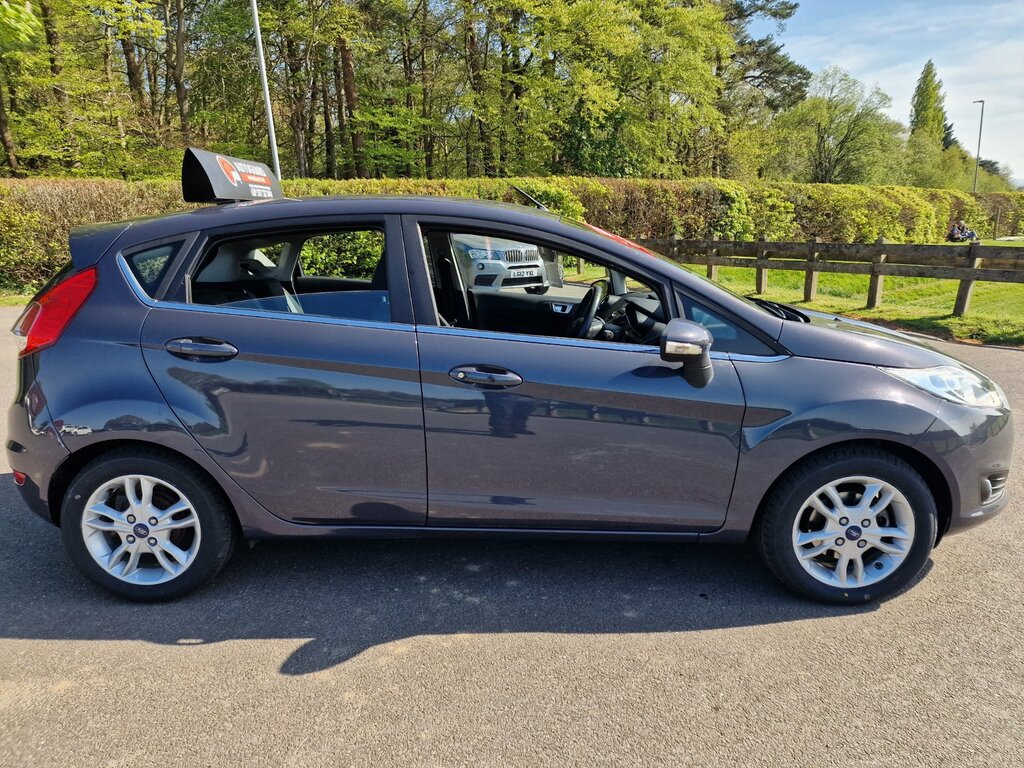 Ford Fiesta 1.6 Zetec Hatchback Powershift Euro 5 AU64ZGM Grey #6