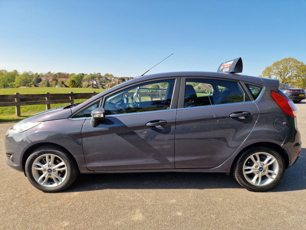 Ford Fiesta 1.6 Zetec Hatchback Powershift Euro 5 AU64ZGM Grey #2