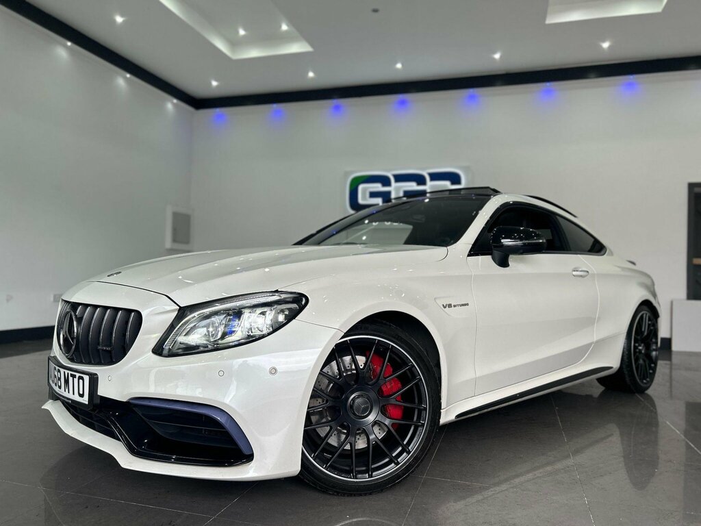 Mercedes-Benz C Class 4.0 C63 V8 Biturbo Amg Premium Plus Coupe Pe AU68MTO White