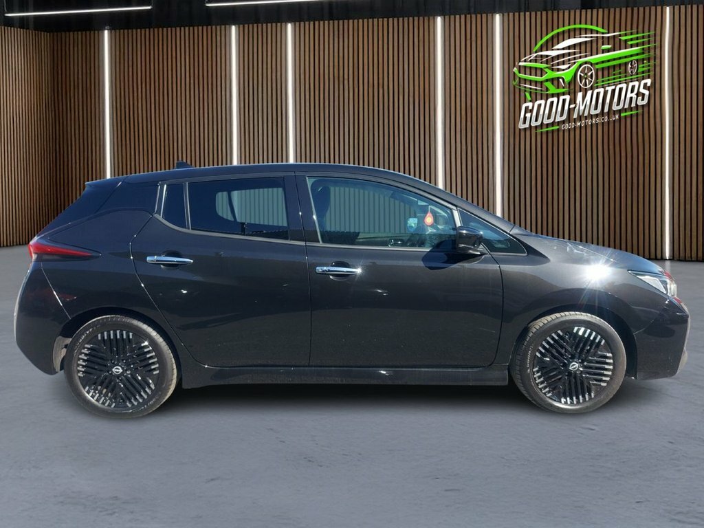Nissan Leaf Hatchback FV73GKC Black #6