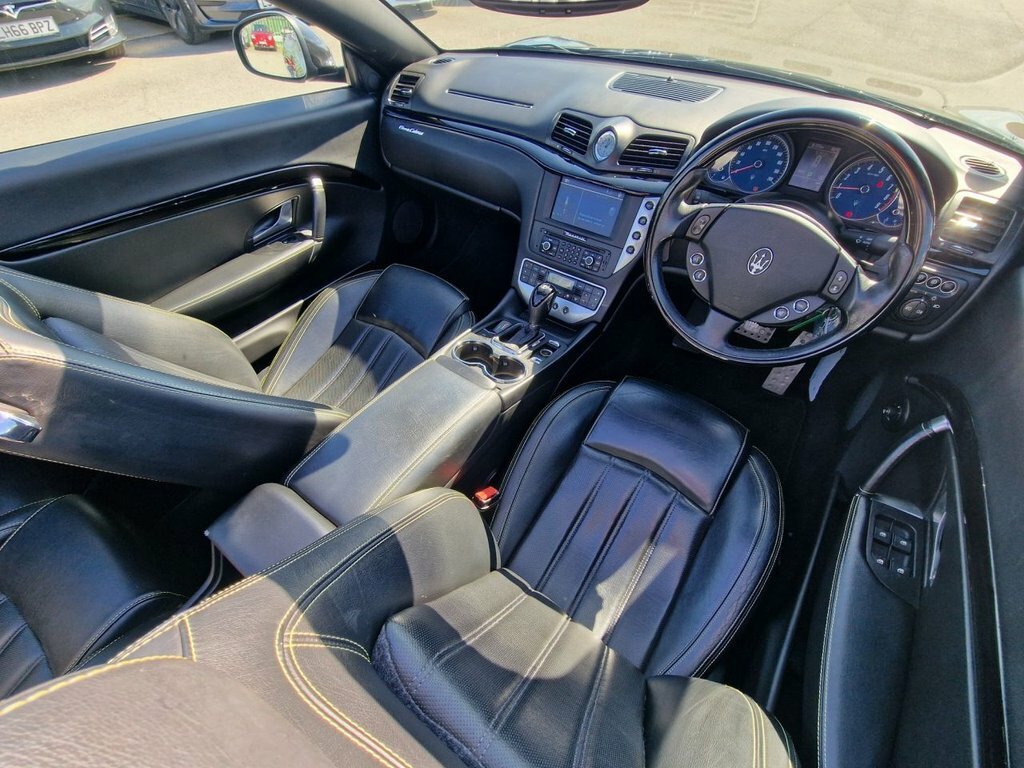 Maserati GranCabrio V8 Mc Mc Shift White #22