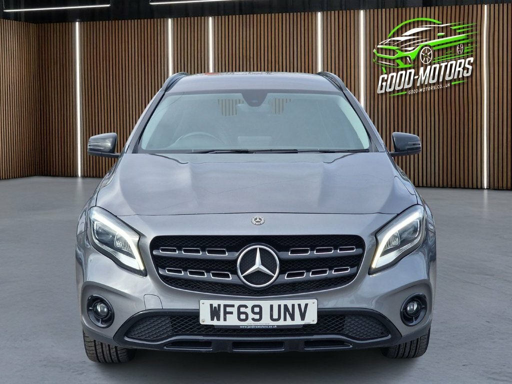 Mercedes-Benz GLA Class Suv WF69UNV Grey #3