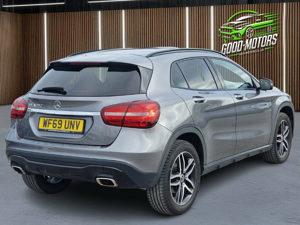 Mercedes-Benz GLA Class Suv WF69UNV Grey #6