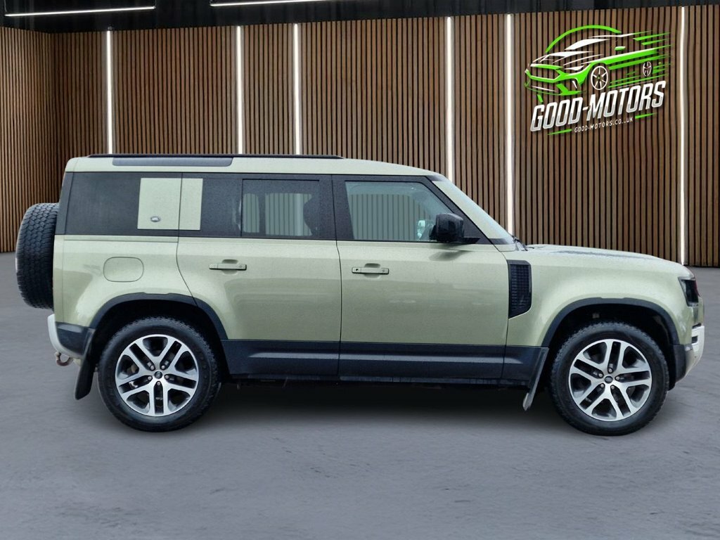 Land Rover Defender 2L Hse Green