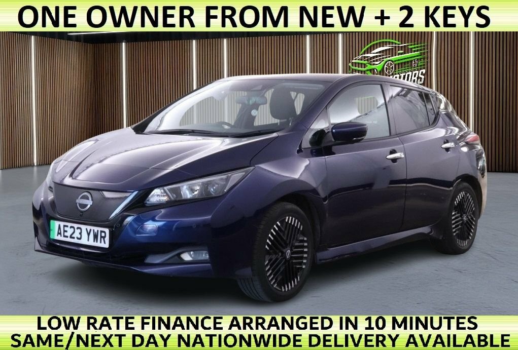 Nissan Leaf Hatchback Blue